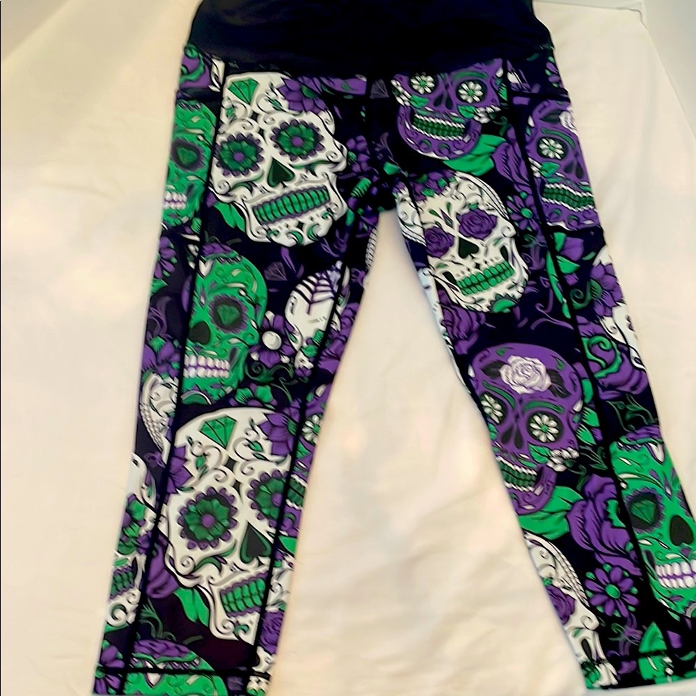 CVG capris.  Purple Skulls.